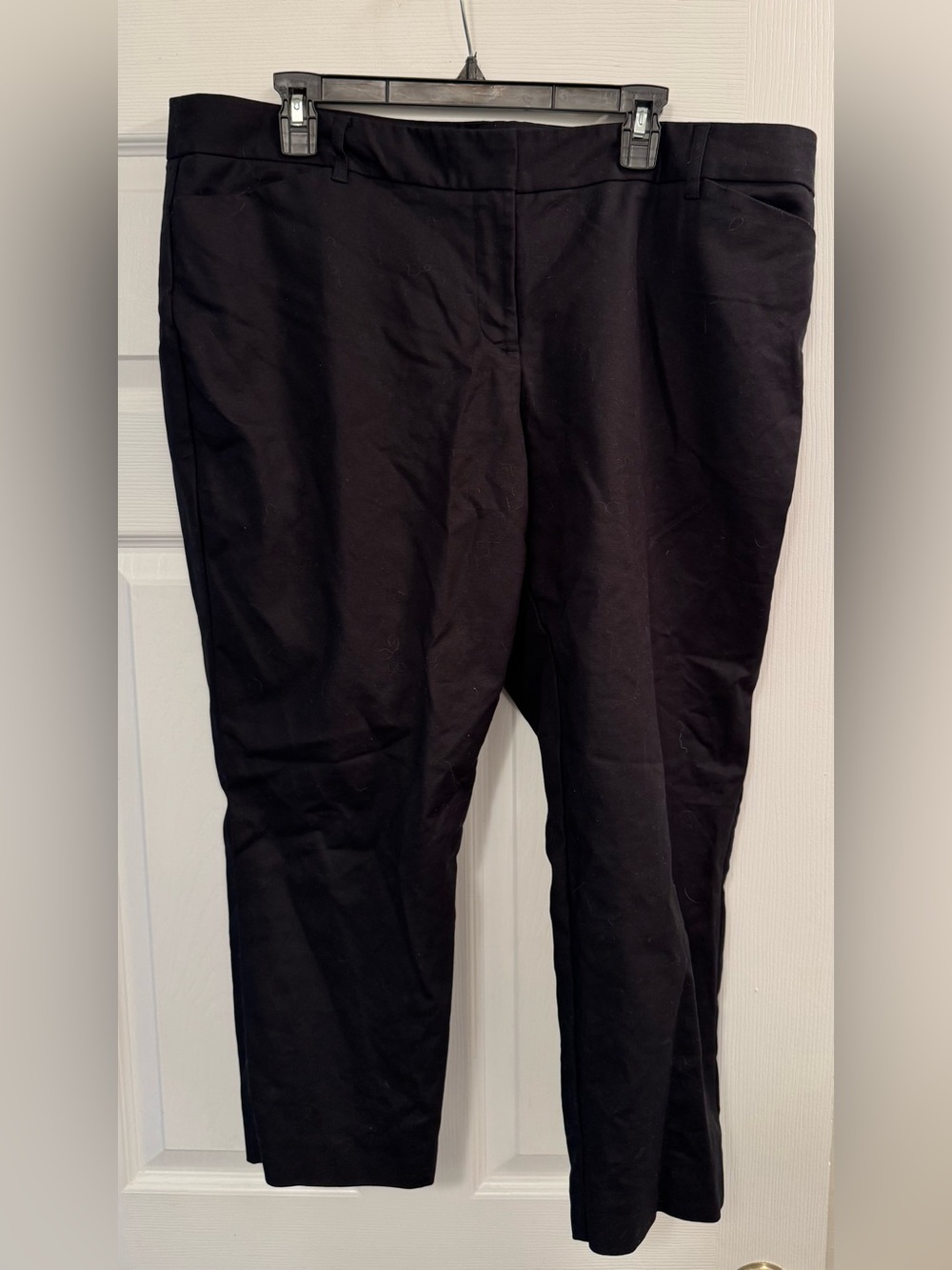 Liz Claiborne Black Cropped Straight-Leg Dress Pants